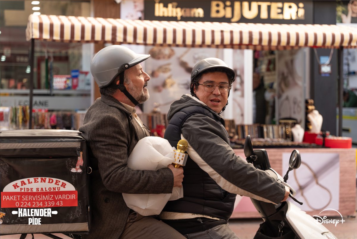 Kalender Pide: Tevazunun İçinde Bir Mahalle Komedisi