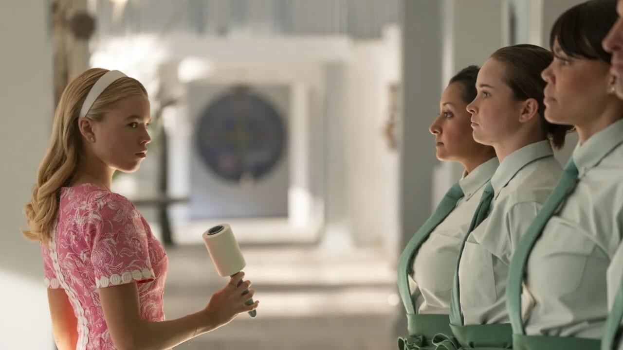 Sirens: Gücün Karanlık Cazibesiyle Umutsuz Bir Mücadele