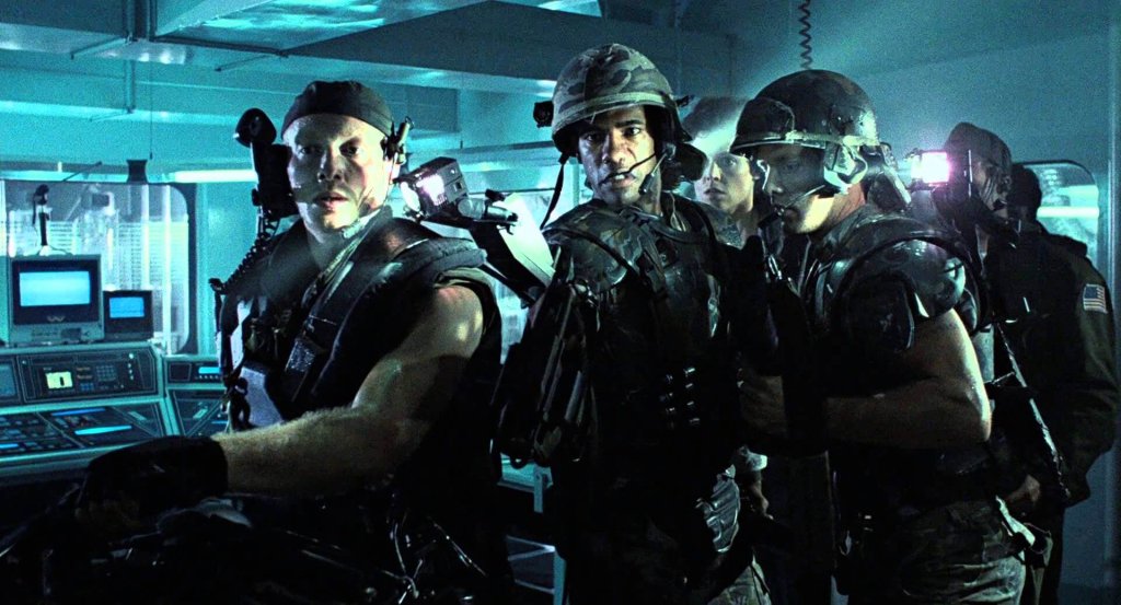 Aliens: Bir James Cameron Filmi