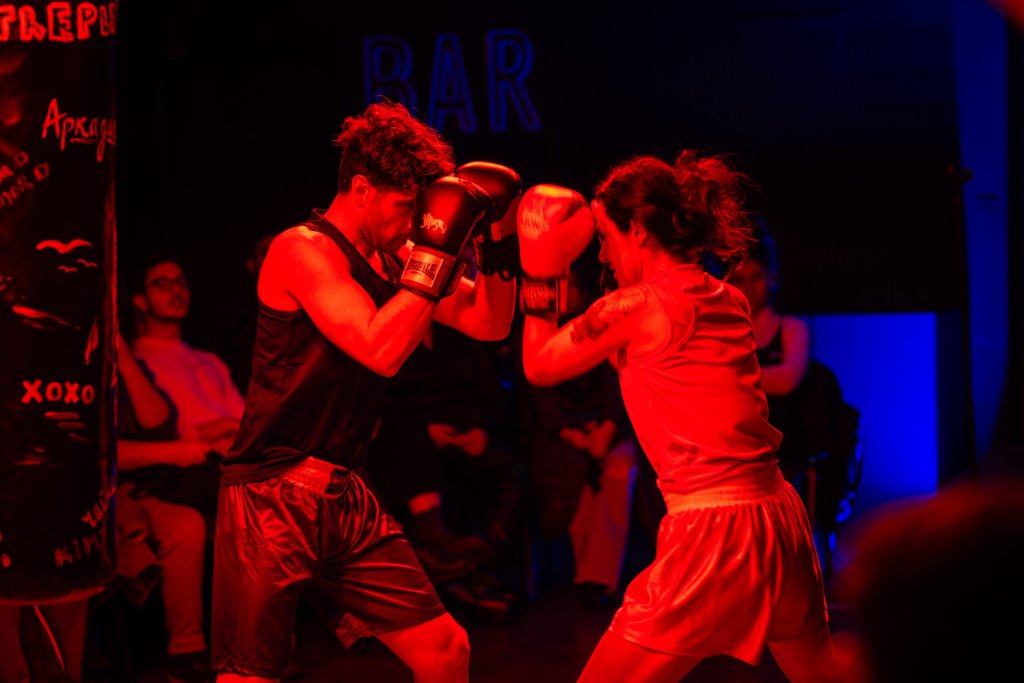 TREPLEV: Bu bir rüyaysa uyandırma !