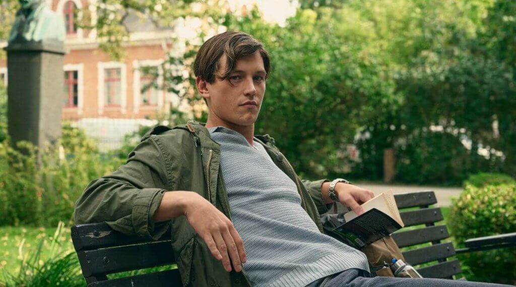 An Honest Life: Aidiyetsiz