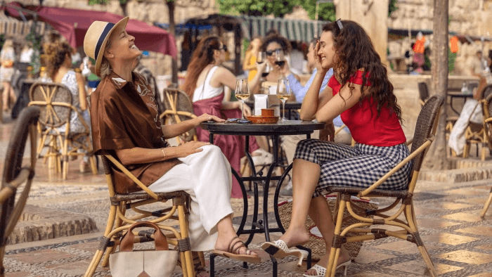 The Girlfriend: Üstüne Biraz Kiraz