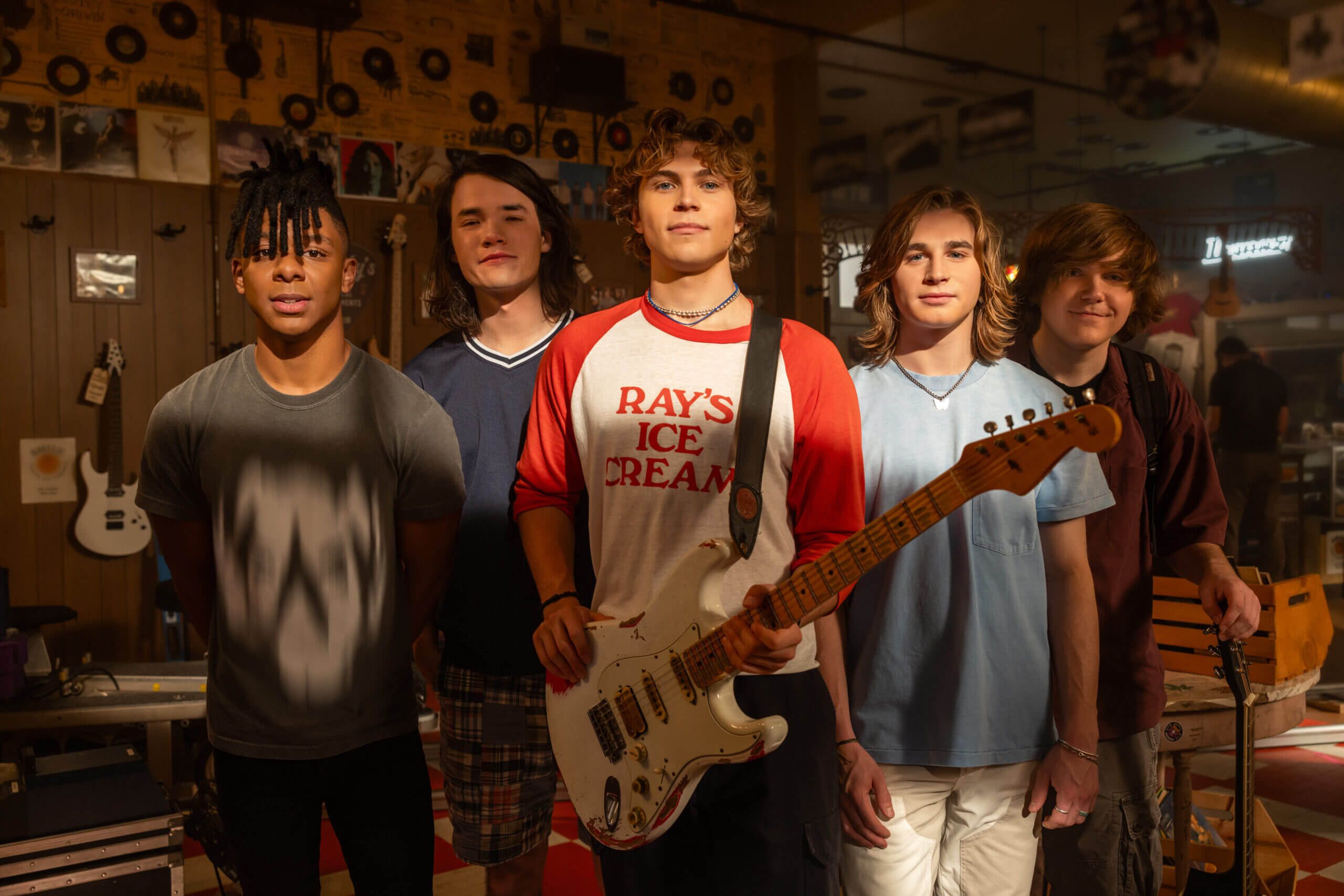 The Runarounds S1: Bir Müzik Grubunun Yolculuğu