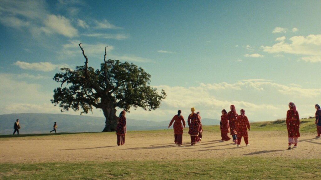 DJ Ahmet: Büyük Hayaller Küçük Baskılara Kafa Tutar