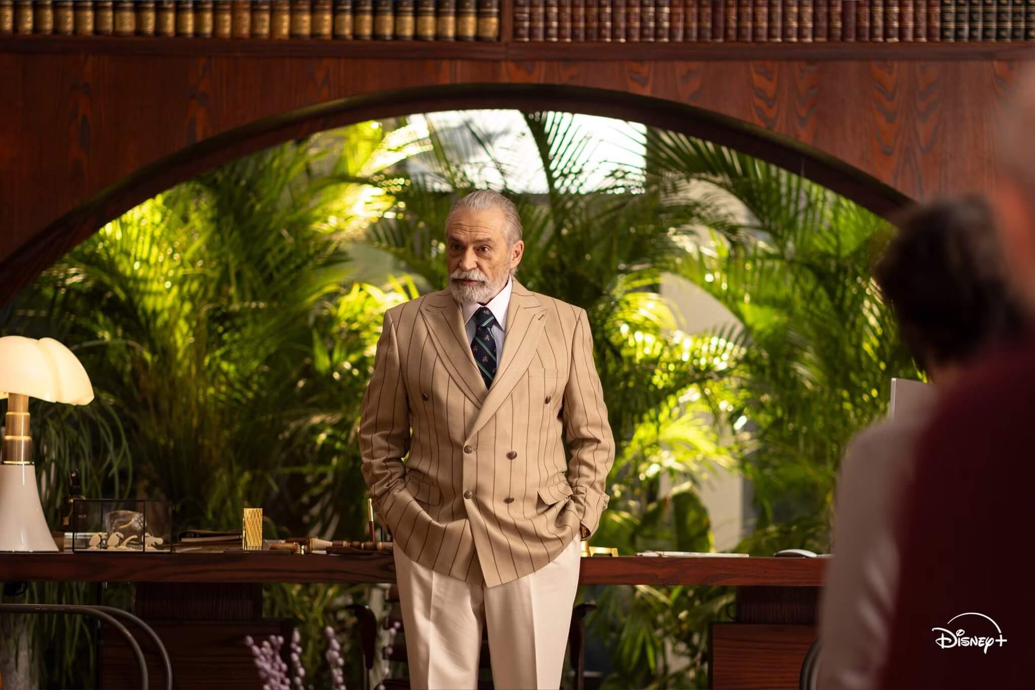 Sekizinci Aile: Perde Arkasında Dünyayı Yöneten Basmacıgiller