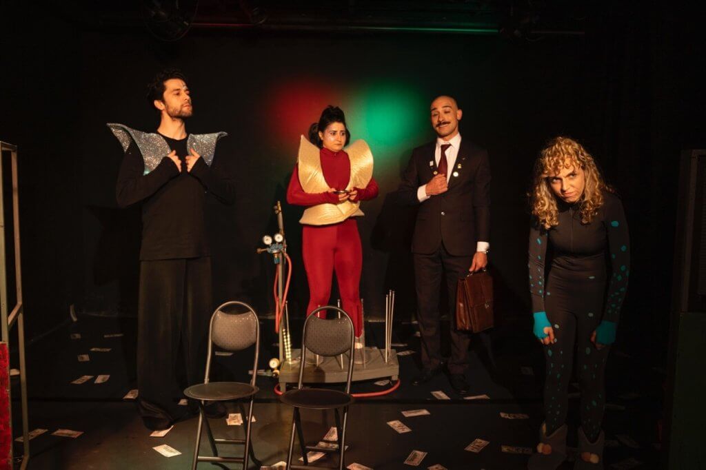 Kloroflorokarbon: Kimyasal Bir Masal, Tanıdık Bir Düzen