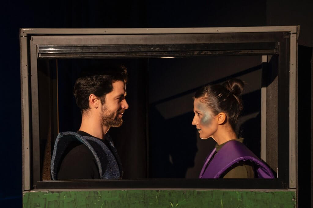 Kloroflorokarbon: Kimyasal Bir Masal, Tanıdık Bir Düzen