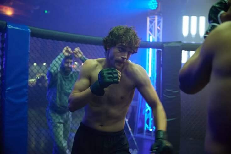 Love Me Love Me: Aşkın Kimyası Yoksa Fizik de Kurtarmıyor