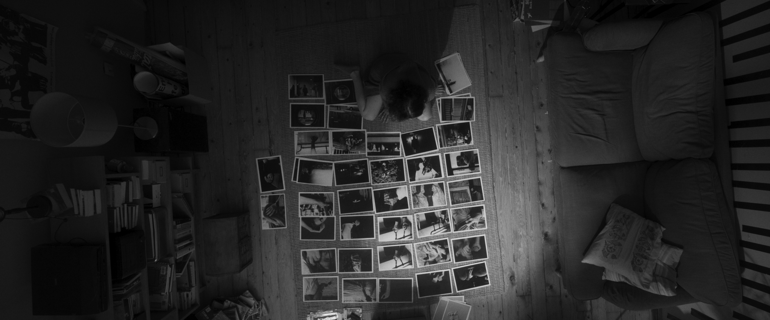 İsimsiz Eserler Mezarlığı: Sanat Piyasasına Siyah-Beyaz Bir Hiciv