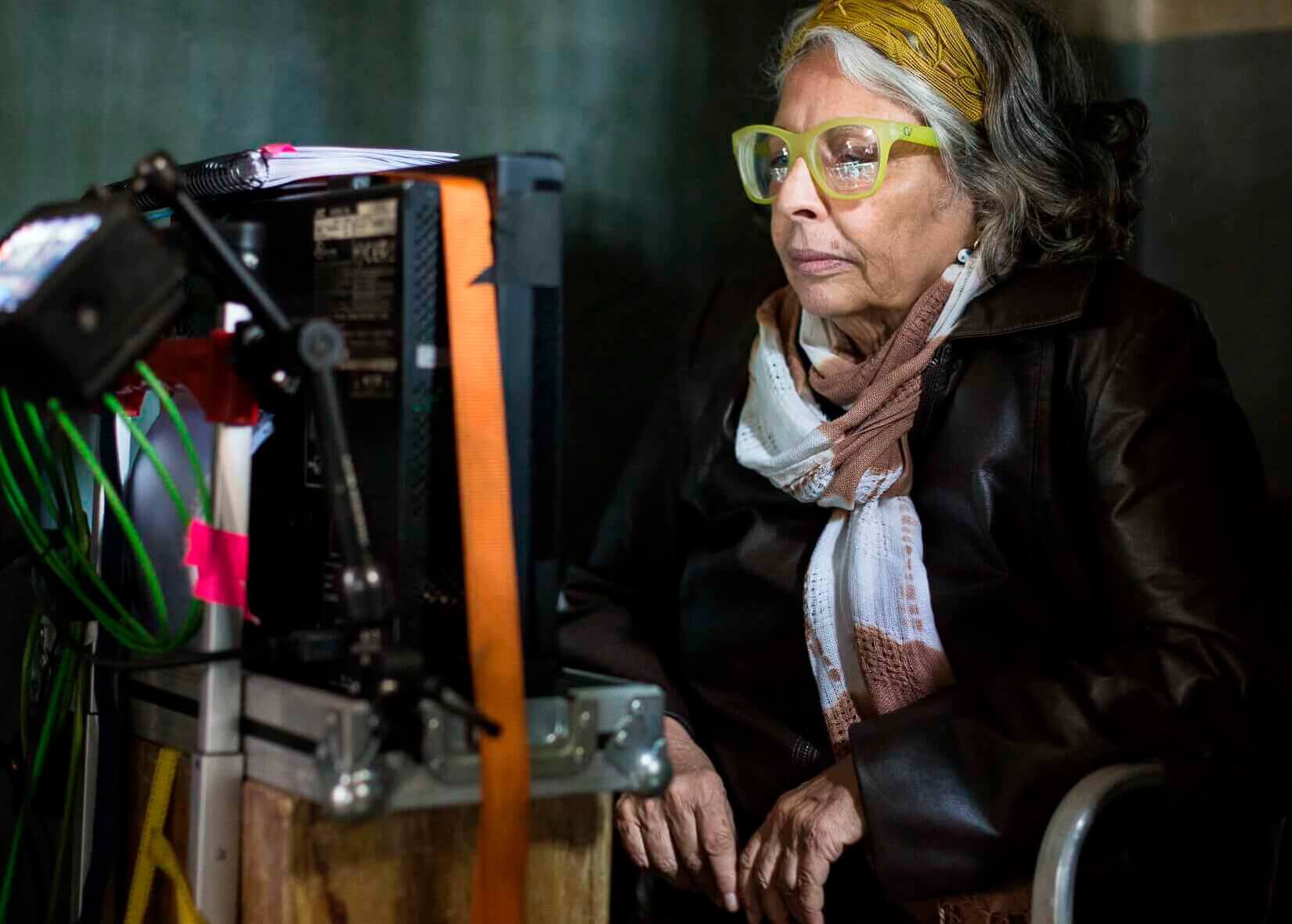 Lucia Murat Uçan Süpürge'ye Geliyor!