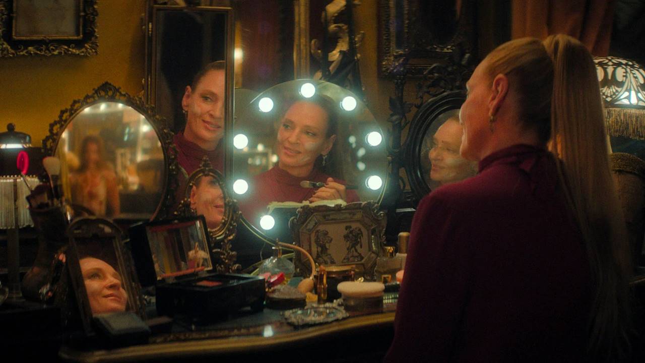 Pretty Lethal: Zarafetin Ardındaki Ölümcül Mücadele