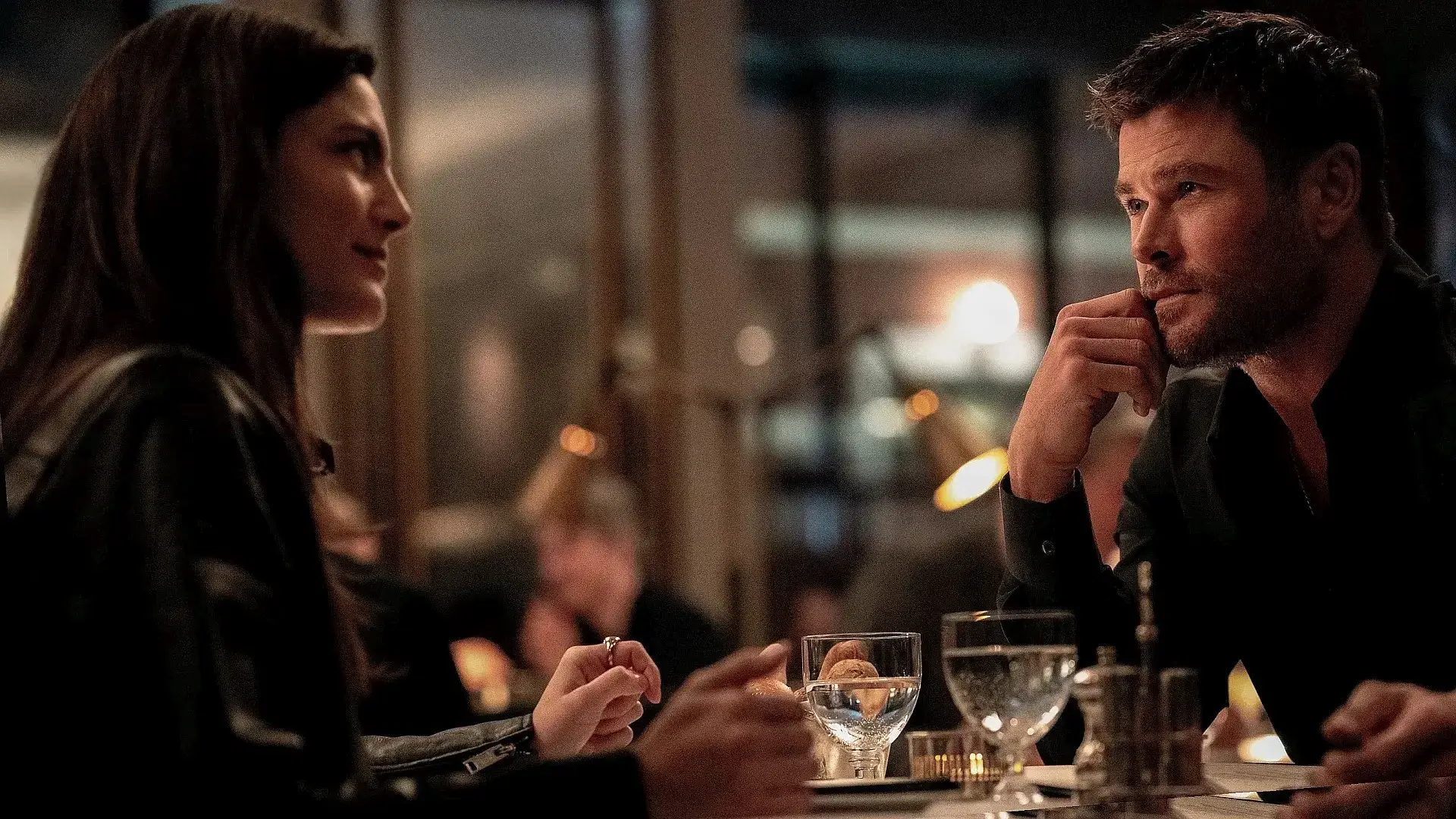 Crime 101: Polis Hulk, Hırsız Thor’u Yakalamaya Çalışıyor