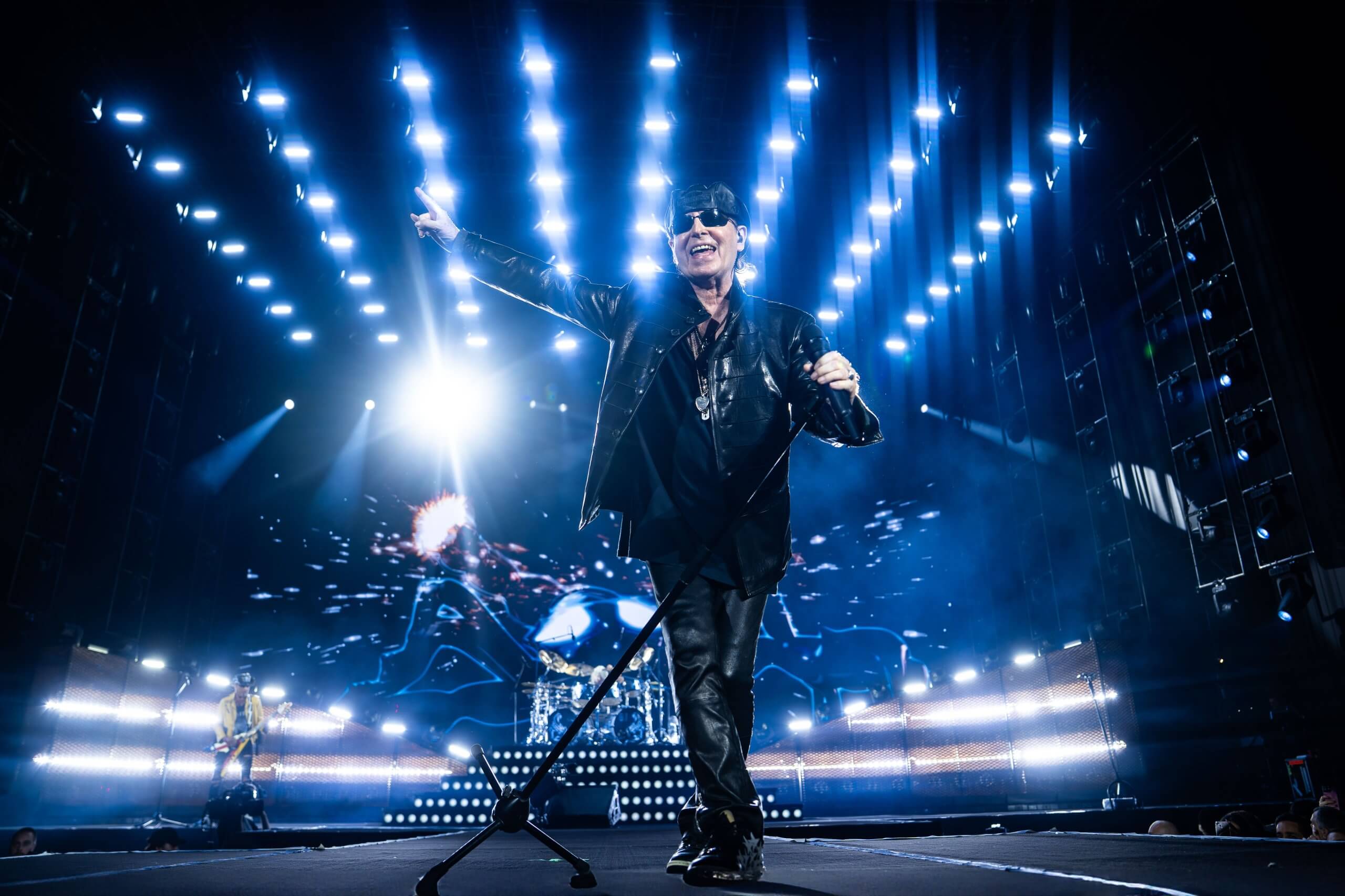 Scorpions 33 Yıl Sonra Aynı Stadyumda İstanbul'la Yeniden Buluştu