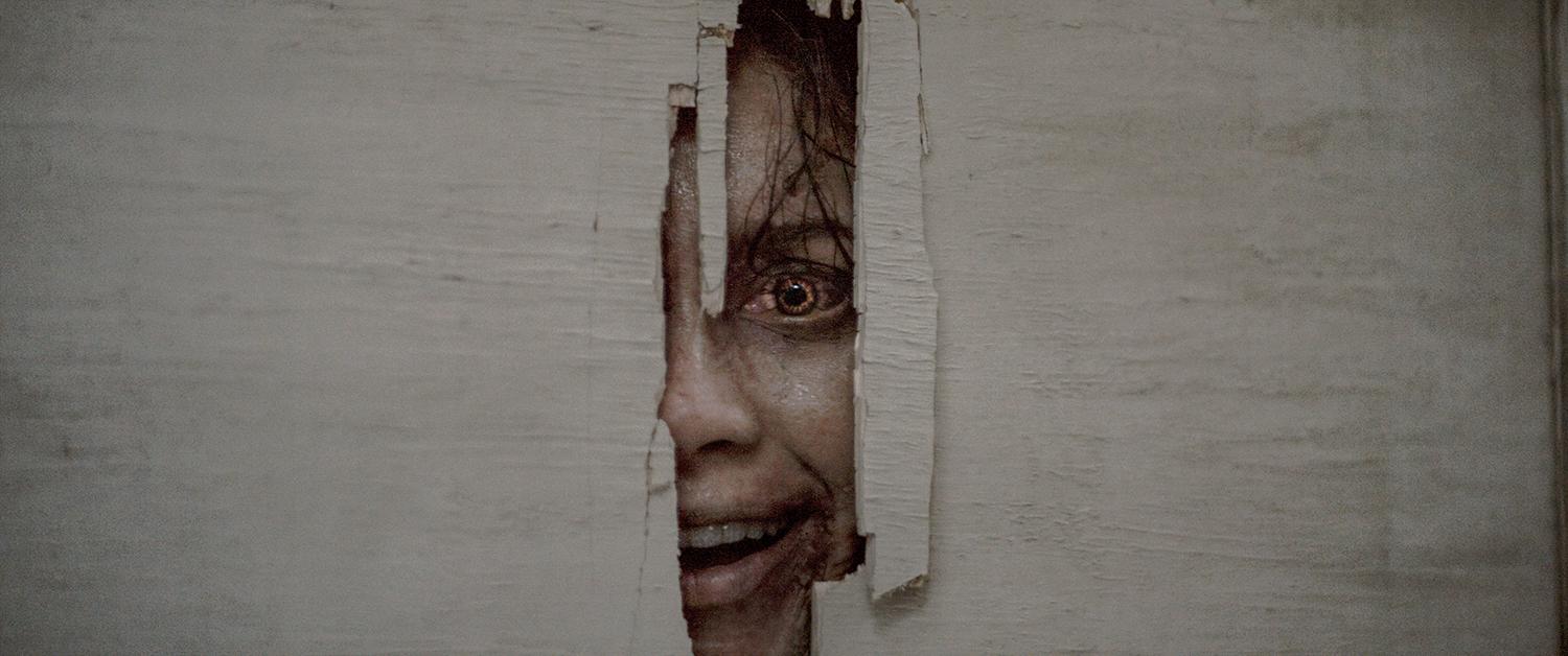 Evil Dead Burn: Her Ailenin Bir Şeytanı Vardır
