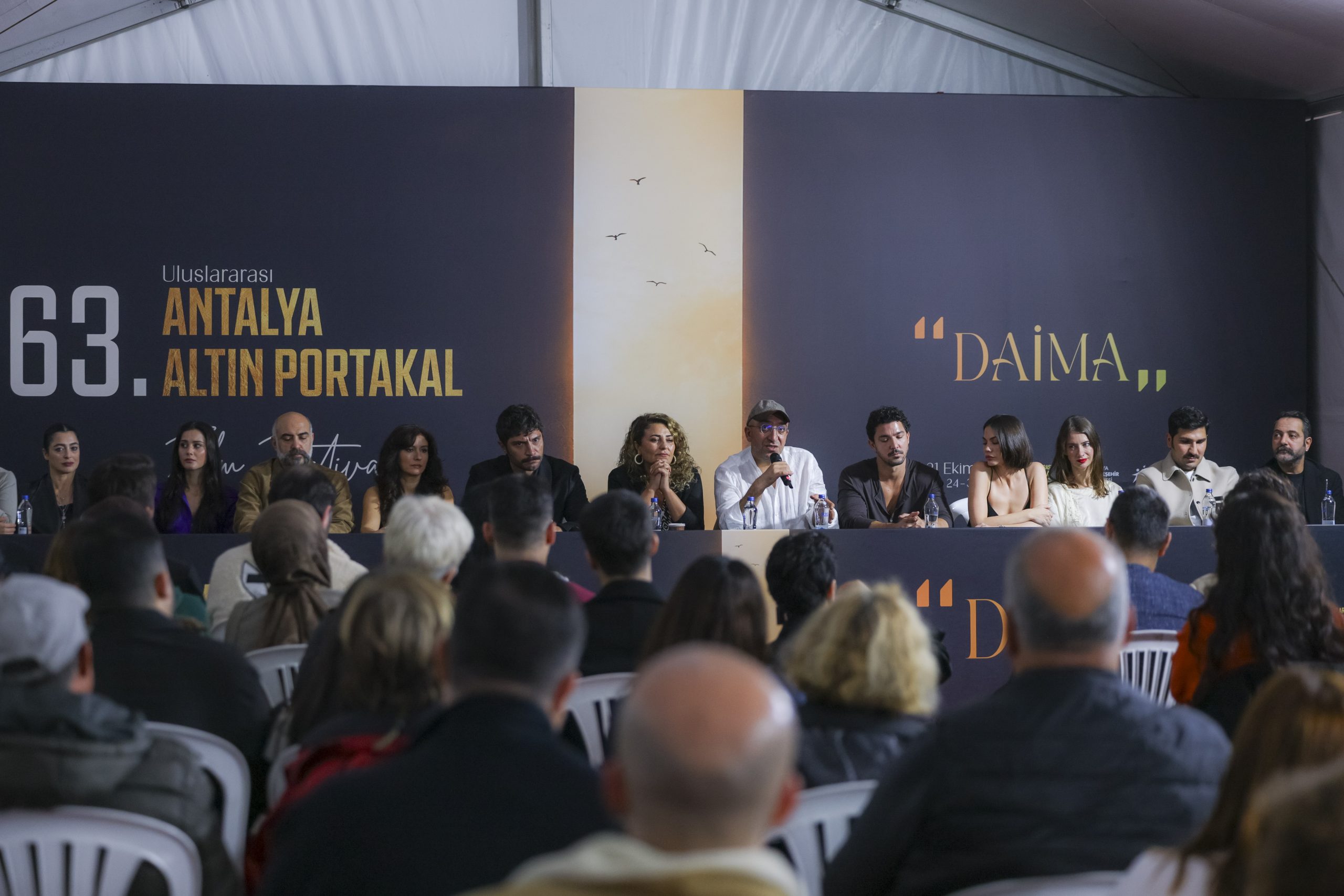x63. Antalya Altın Portakal Film Festivali’nde Yarışma Filmleri “Cinlerin Düğünü” ve “Selma” ile Özcan Deniz’in “Son Yemek” Galası Gerçekleştirildi